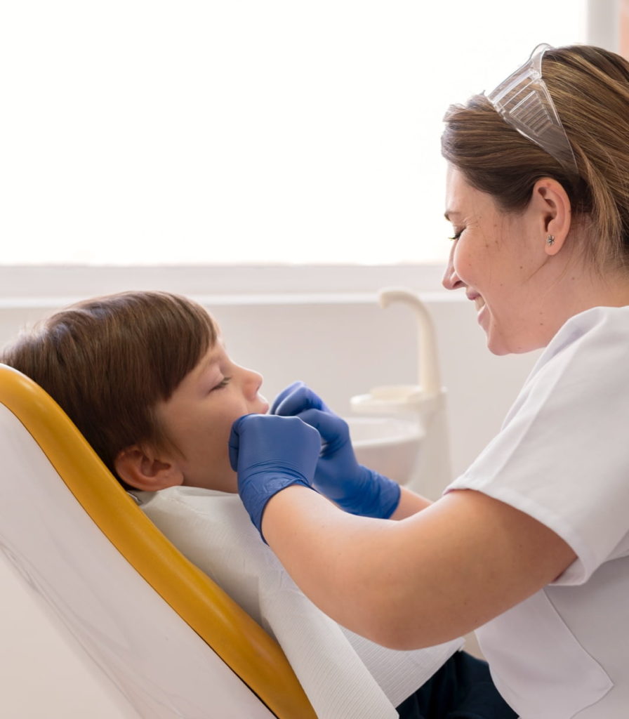 Smile Clinique Soins Dentaires Enfant Image