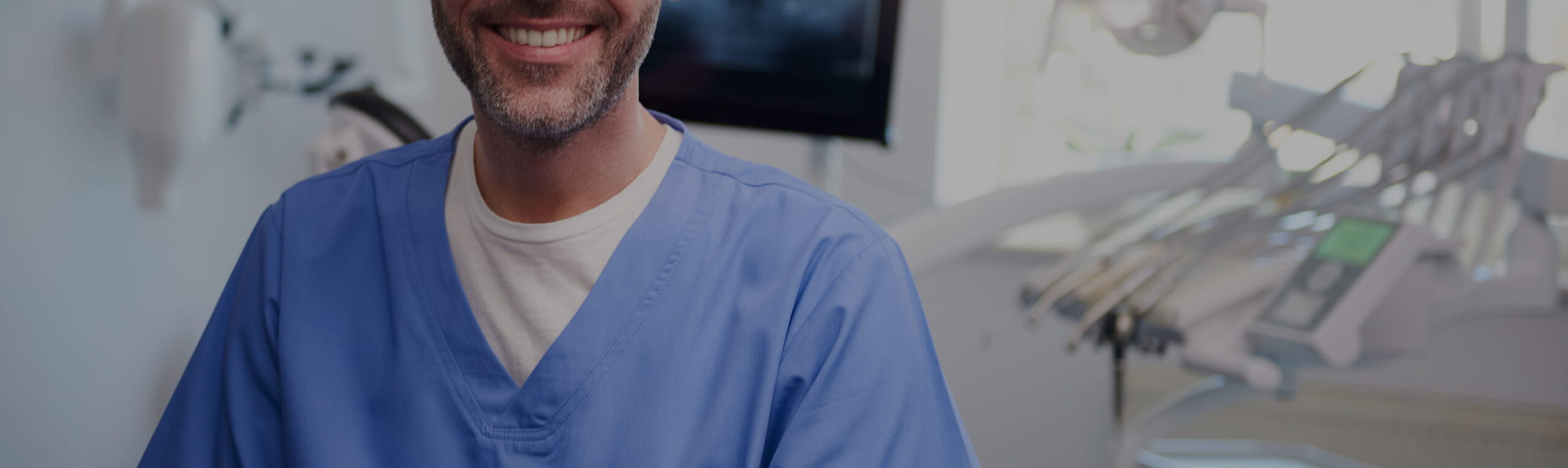 Smile Clinique Dentaire Offre D Emploi Bandeau Medecin Dentiste 50 A 100 Pourcents